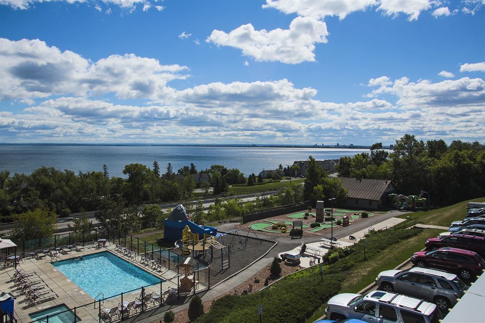 Edgewater Waterpark Hotel ดุลูท ภายนอก รูปภาพ