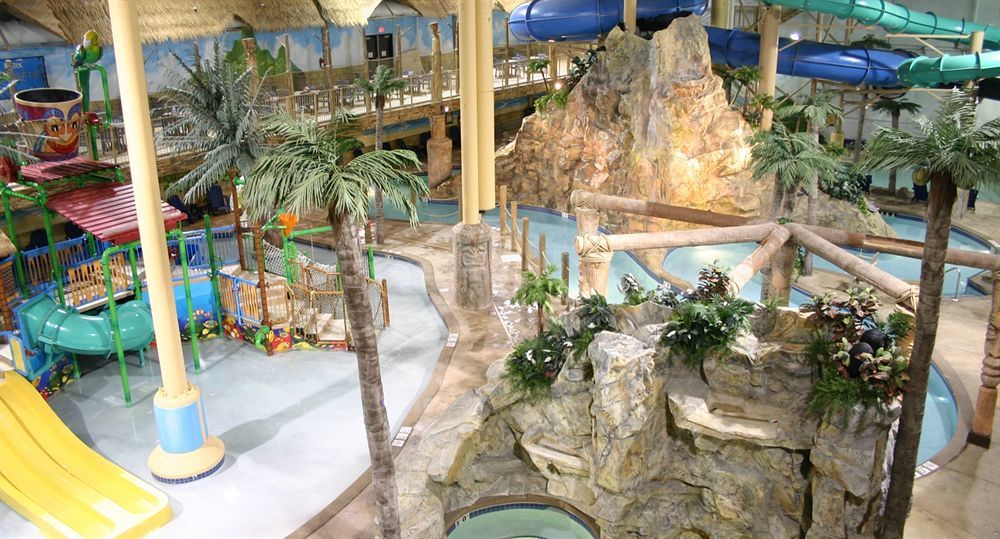 Edgewater Waterpark Hotel ดุลูท ภายนอก รูปภาพ