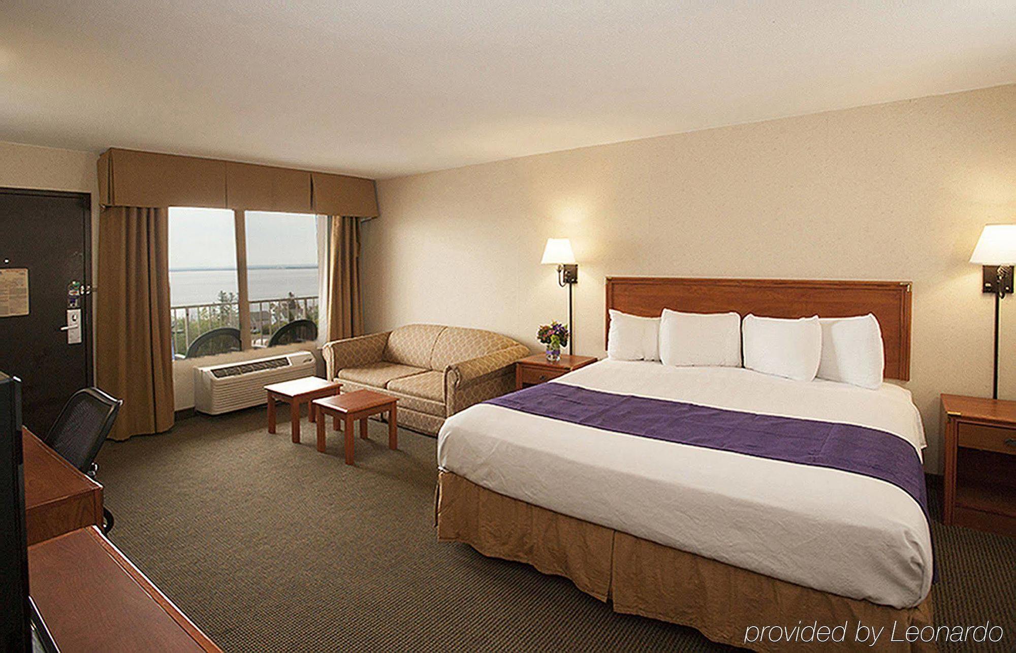 Edgewater Waterpark Hotel ดุลูท ภายนอก รูปภาพ