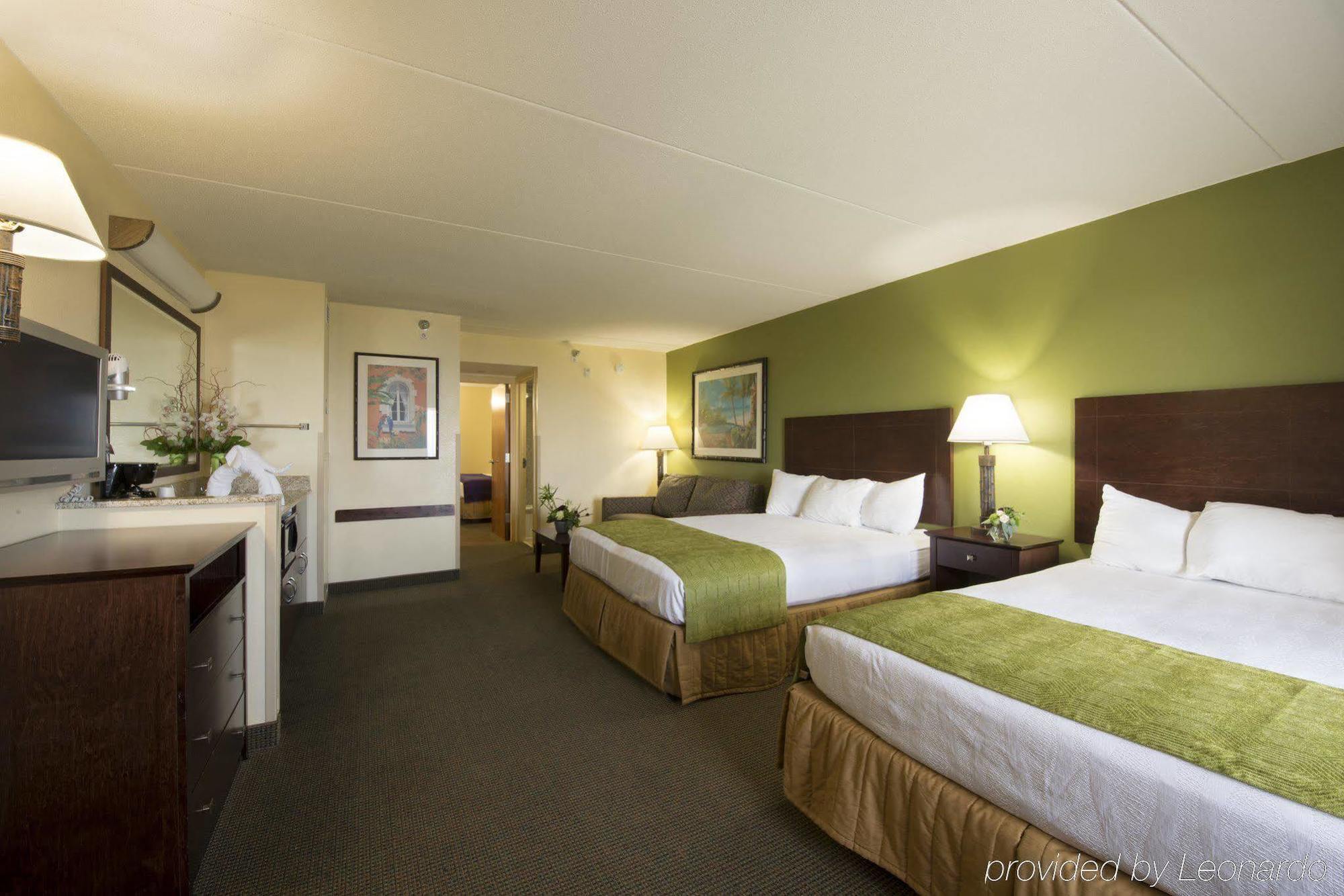 Edgewater Waterpark Hotel ดุลูท ภายนอก รูปภาพ