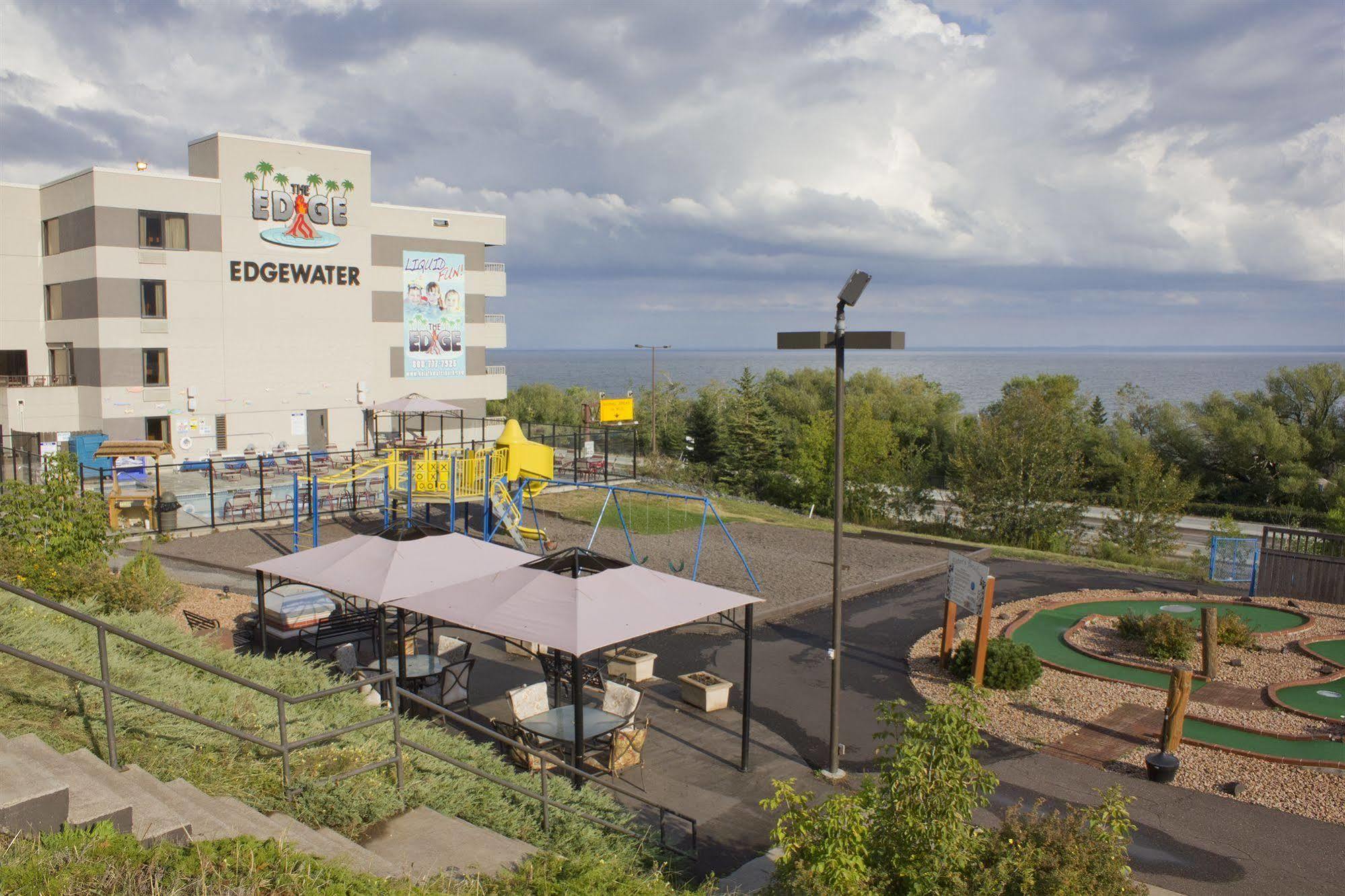 Edgewater Waterpark Hotel ดุลูท ภายนอก รูปภาพ