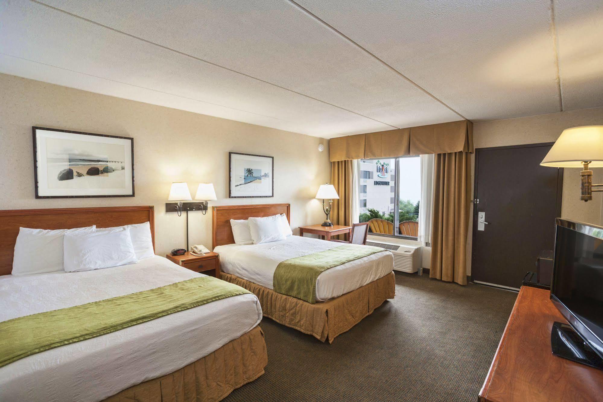 Edgewater Waterpark Hotel ดุลูท ภายนอก รูปภาพ