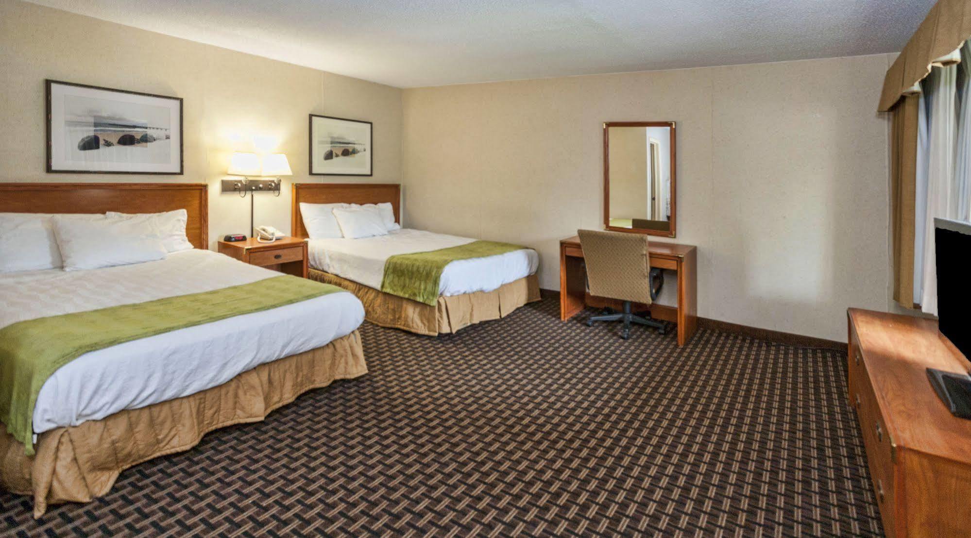 Edgewater Waterpark Hotel ดุลูท ภายนอก รูปภาพ
